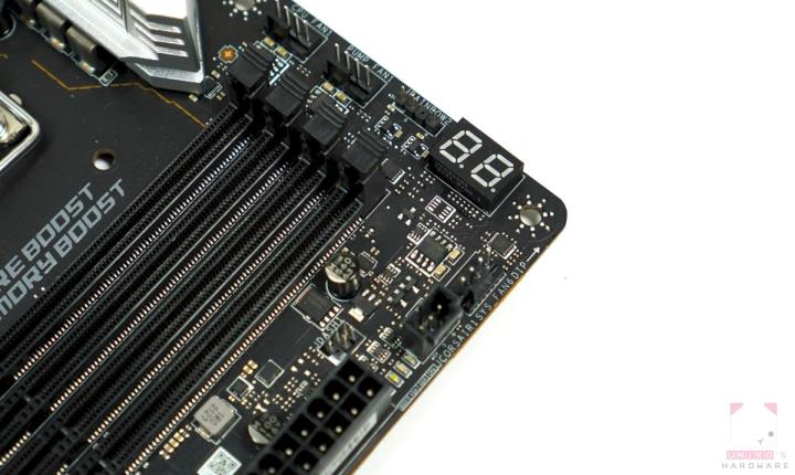 MSI MPG Z690 FORCE WIFI 主机板开箱评测