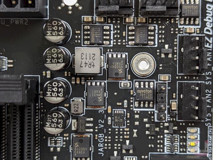 MSI MEG X670E ACE 主机板开箱评测