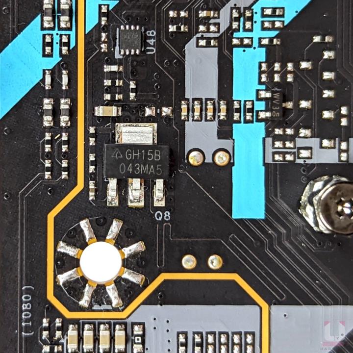 BIOSTAR RACING B650EGTQ 主机板开箱评测