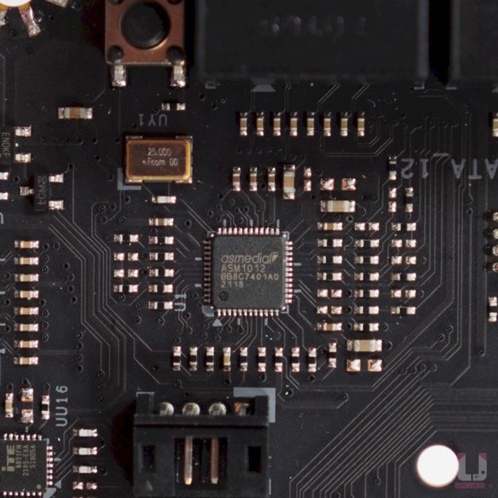 BIOSTAR Z790 VALKYRIE 主机板开箱评测