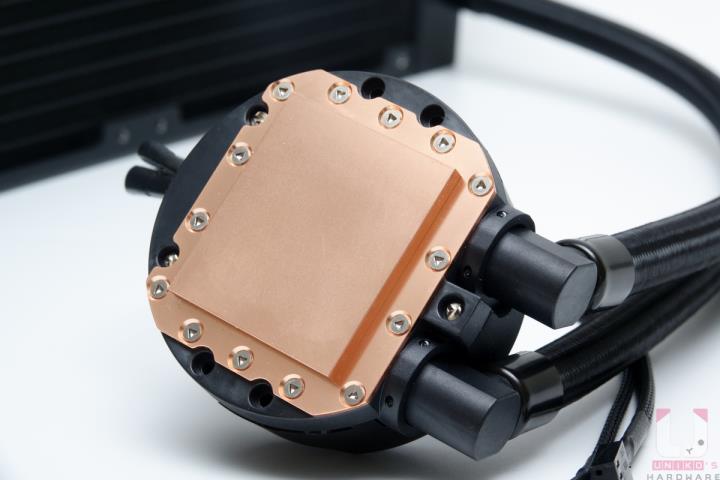 Cooler Master MASTERLIQUID PL360 FLUX 开箱测试