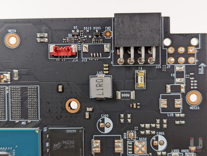 MSI GEFORCE RTX 3050 GAMING X 8G 显示卡评测开箱