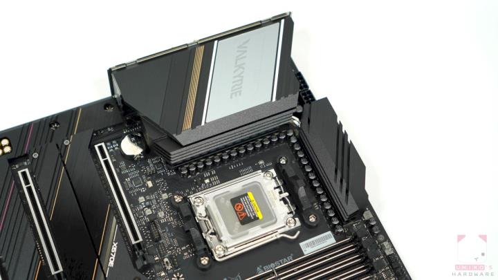 BIOSTAR X670E VALKYRIE 女武神主机板开箱评测
