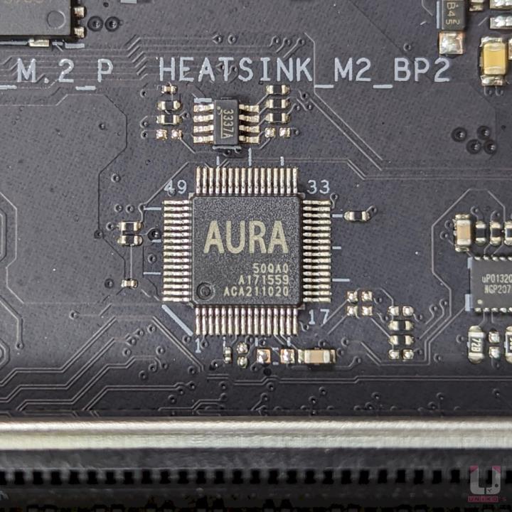 ROG CROSSHAIR X670E HERO 主机板开箱评测