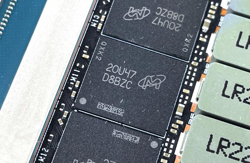 NVIDIA GeForce RTX 4090 FE 显示卡评测开箱