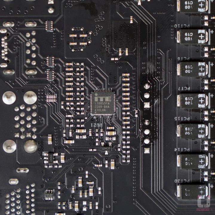 BIOSTAR Z790 VALKYRIE 主机板开箱评测