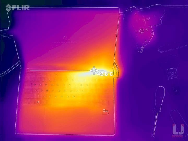 重量 1 公斤未满，XPG XENIA 14 轻薄 Intel 笔电评测开箱