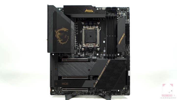 MSI MEG X670E ACE 主机板开箱评测