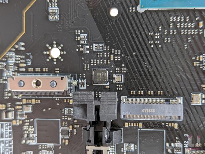 24K 黄金之风，MSI MEG Z690 ACE 主机板开箱评测