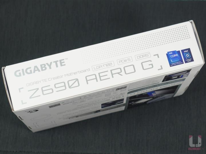 GIGABYTE Z690 AERO G DDR5 主机板开箱评测