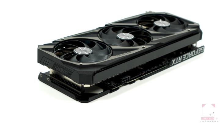ROG STRIX RTX 3050 O8G GAMING 显示卡评测开箱
