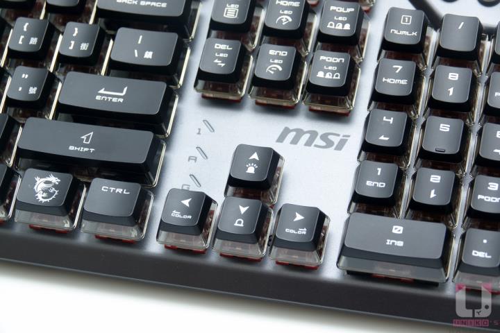 MSI VIGOR GK71 SONIC 与 CLUTCH GM41 LIGHTWEIGHT WIRELESS 开箱