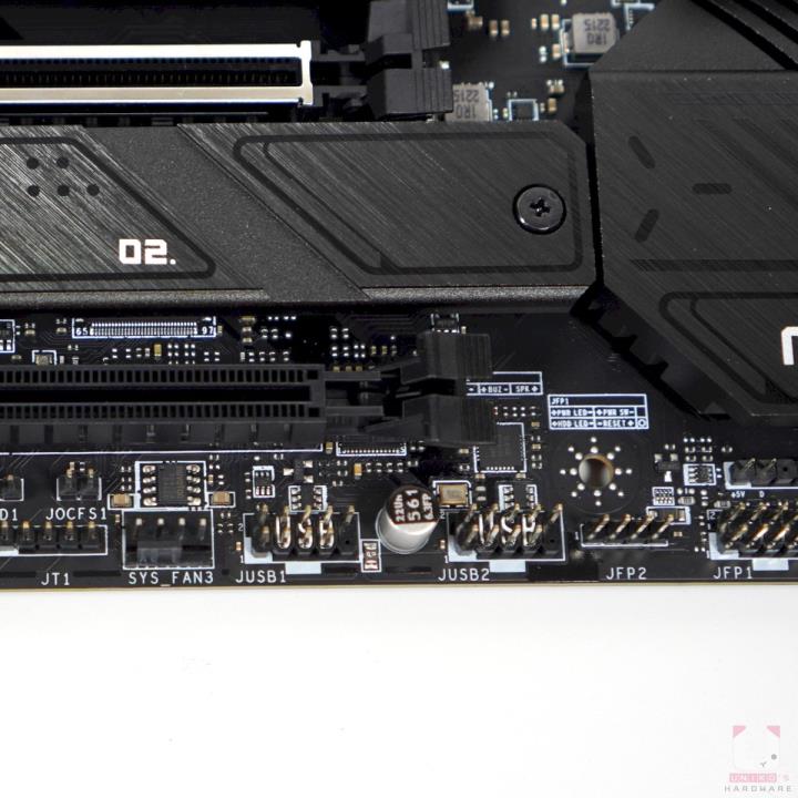 MSI MAG B650M MORTAR WIFI 主机板开箱评测