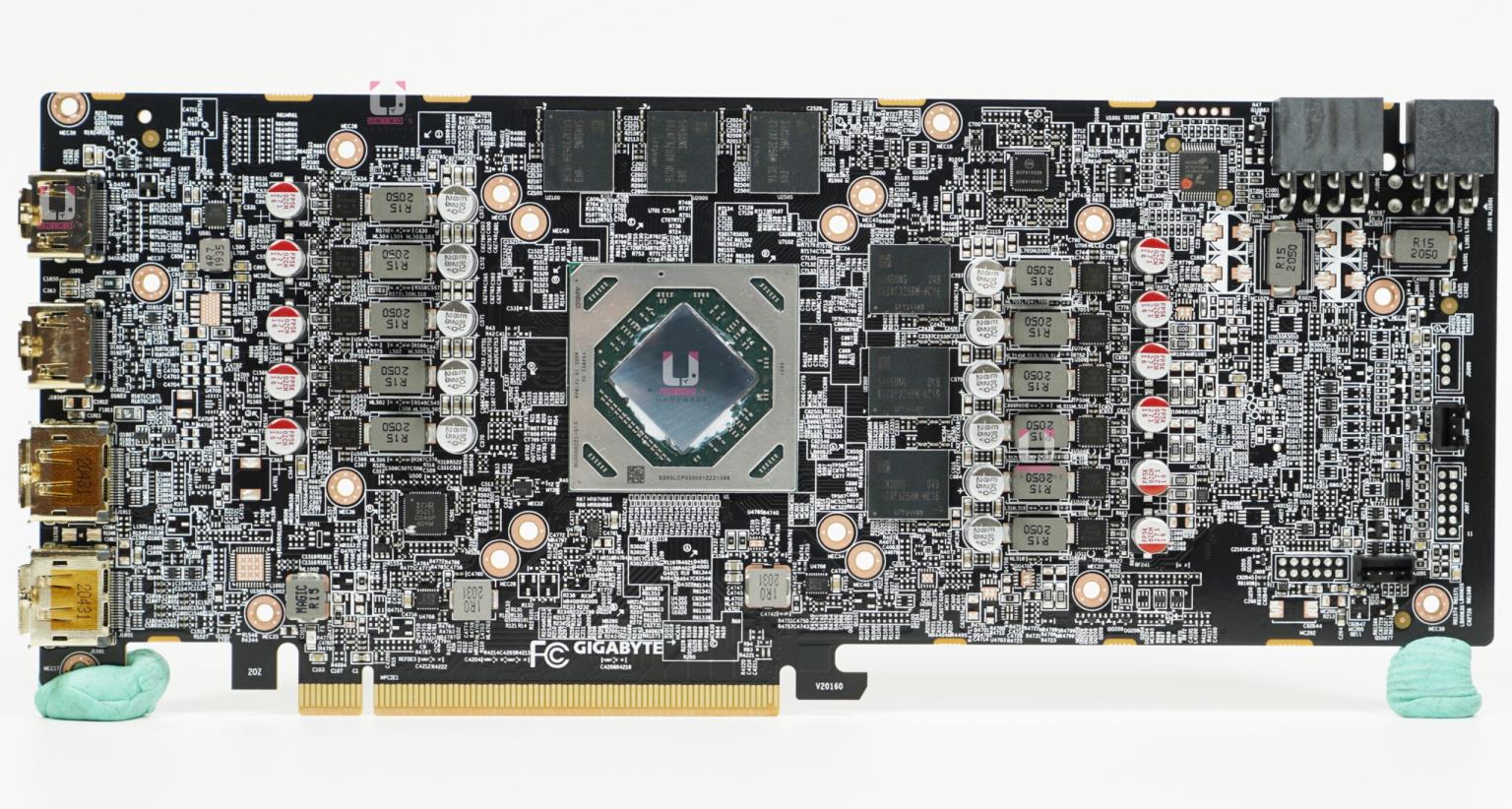 GIGABYTE Radeon RX 6700 XT GAMING OC 12G 评测开箱