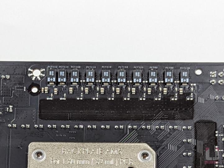 BIOSTAR X670E VALKYRIE 女武神主机板开箱评测