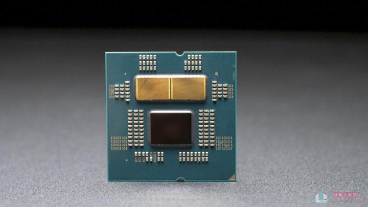 5 奈米製程! R9 7900X & R7 7700X 处理器评测开箱