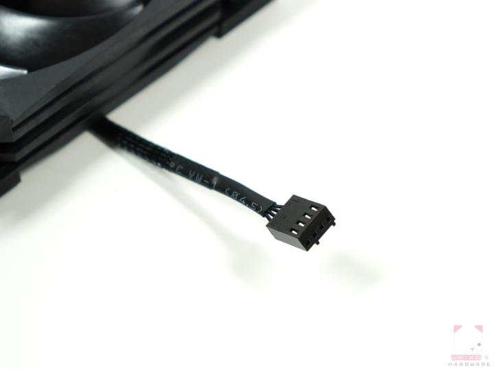 MSI MEG SILENT GALE P12 高效能静音风扇开箱