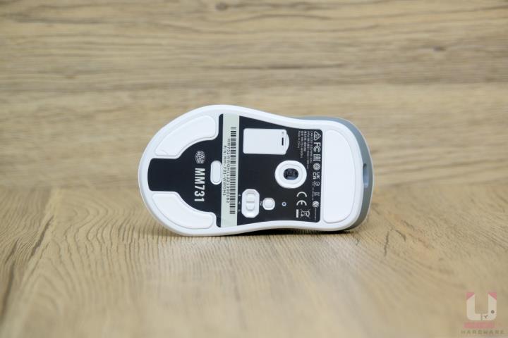 Cooler Master MM731 & CK721 三模键盘滑鼠开箱