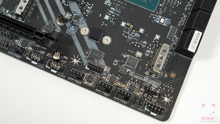 MSI MPG Z690 FORCE WIFI 主机板开箱评测