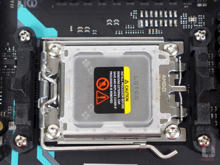 BIOSTAR RACING B650EGTQ 主机板开箱评测