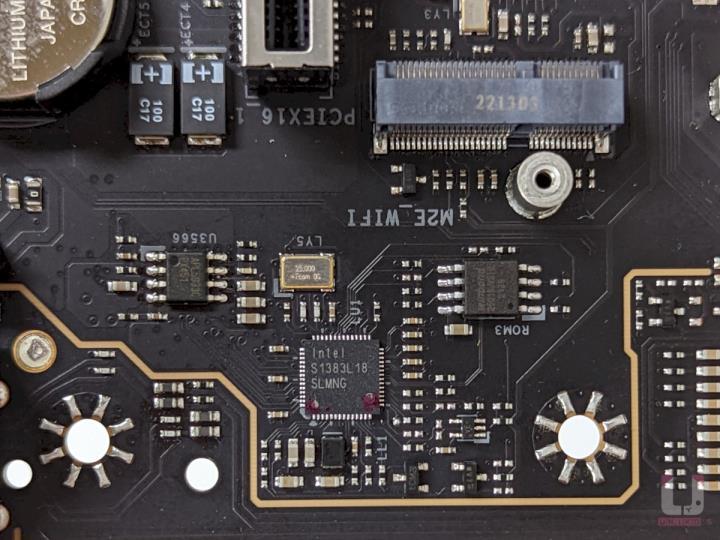 BIOSTAR X670E VALKYRIE 女武神主机板开箱评测
