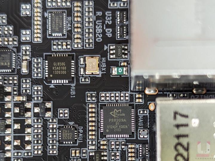 X670E AORUS MASTER 主机板开箱评测