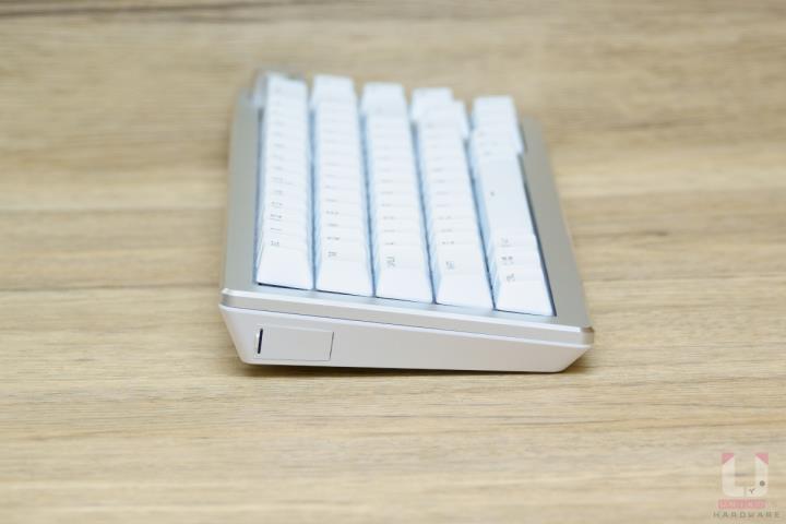 Cooler Master MM731 & CK721 三模键盘滑鼠开箱