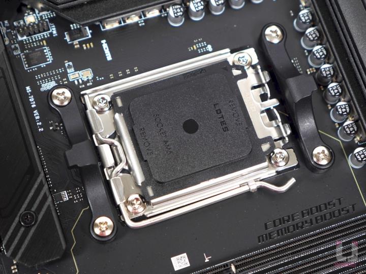 MSI MAG B650M MORTAR WIFI 主机板开箱评测
