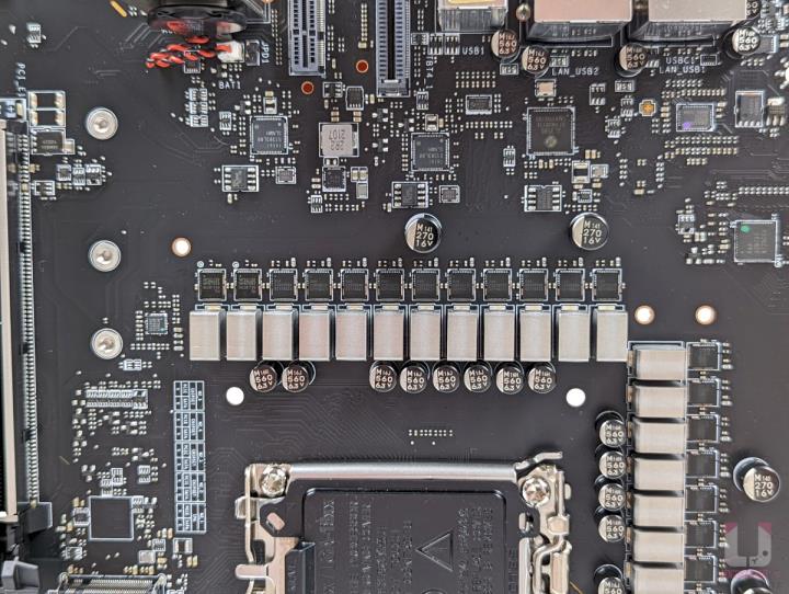 24K 黄金之风，MSI MEG Z690 ACE 主机板开箱评测