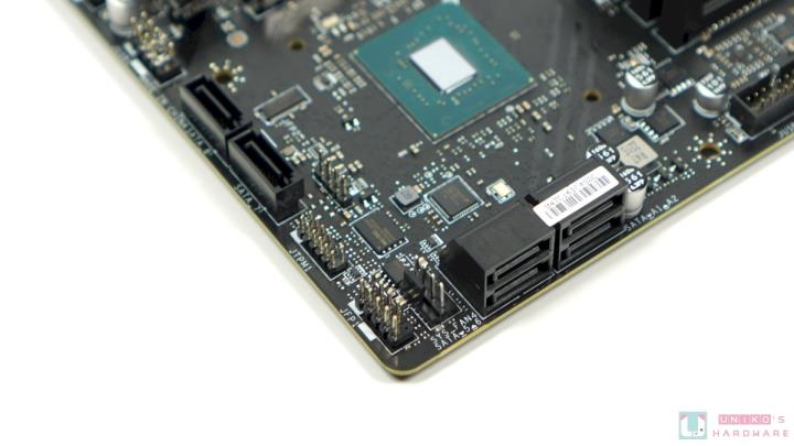 MSI MAG B660M MORTAR MAX WIFI DDR4 主机板开箱评测