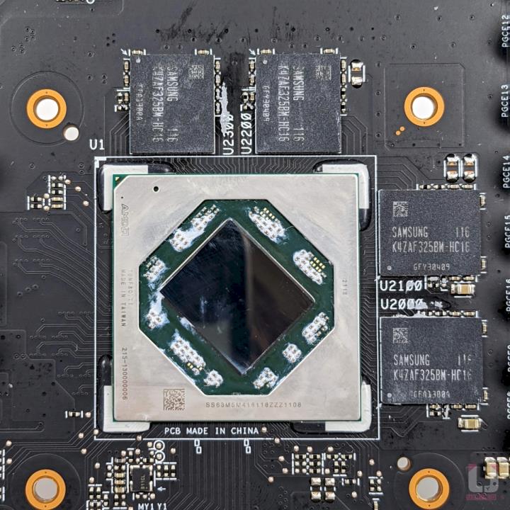 ROG Strix Radeon RX 6600 XT OC 显示卡评测开箱