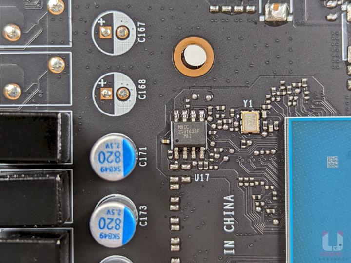 MSI GEFORCE RTX 3050 GAMING X 8G 显示卡评测开箱