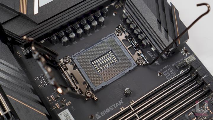 BIOSTAR Z790 VALKYRIE 主机板开箱评测