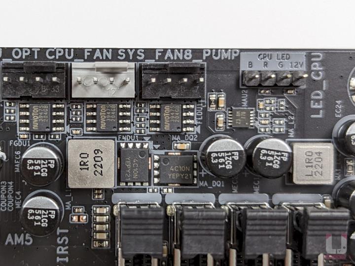 X670E AORUS MASTER 主机板开箱评测