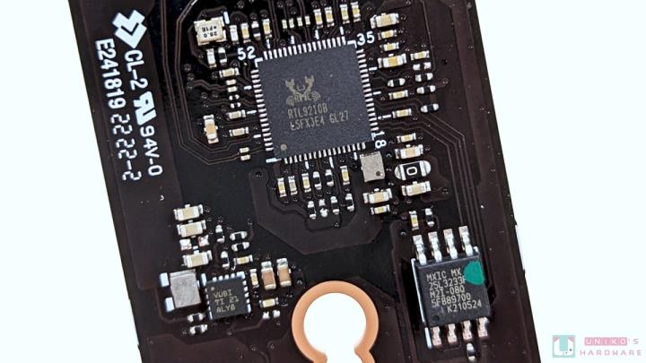 TUF Gaming A1 USB-C 3.2 Gen 2×1 SSD 外接盒评测开箱