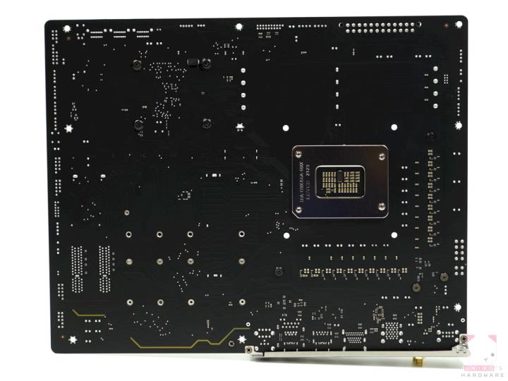 GIGABYTE Z690 AERO G DDR5 主机板开箱评测