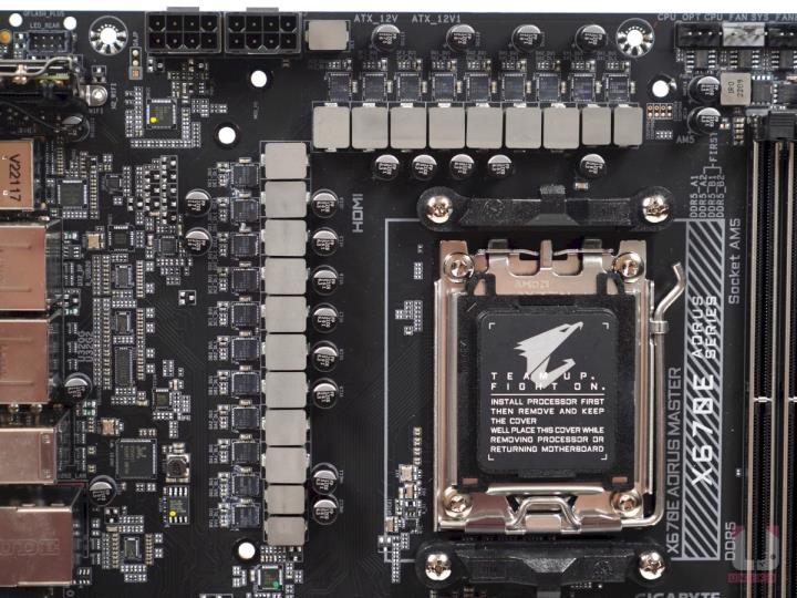 X670E AORUS MASTER 主机板开箱评测