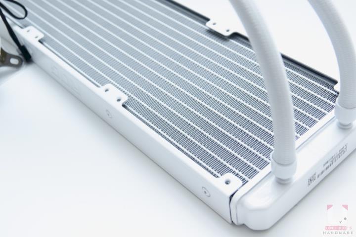 ROG STRIX LC II 360 ARGB WHITE EDITION 开箱测试