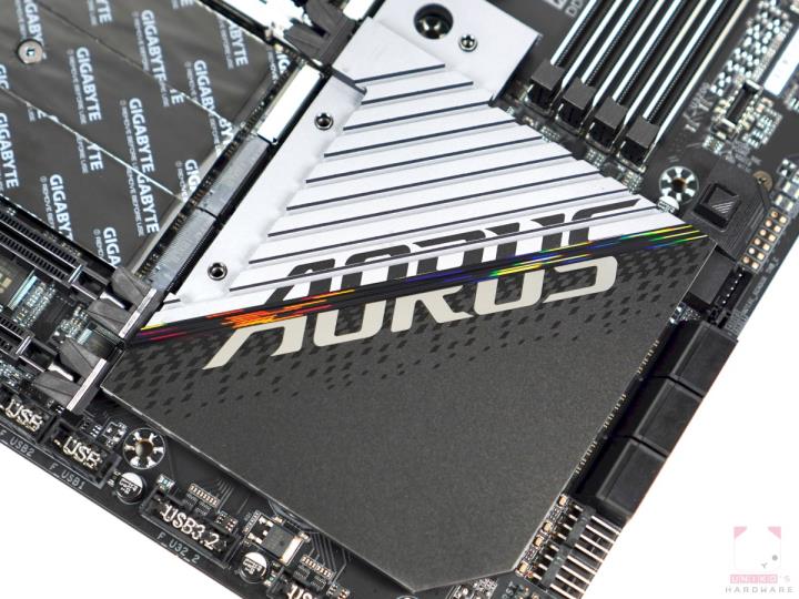 X670E AORUS MASTER 主机板开箱评测