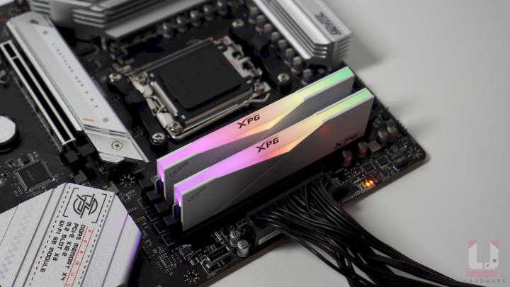 XPG LANCER RGB DDR5-5600 电竞记忆体评测开箱