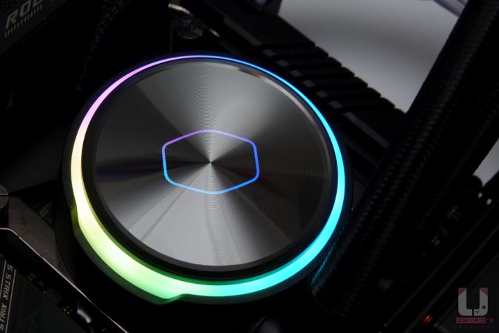 Cooler Master MASTERLIQUID PL360 FLUX 开箱测试