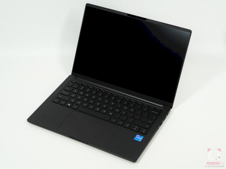 重量 1 公斤未满，XPG XENIA 14 轻薄 Intel 笔电评测开箱