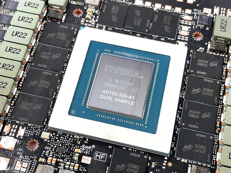 NVIDIA GeForce RTX 4090 FE 显示卡评测开箱