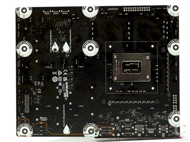 MSI MPG Z690 FORCE WIFI 主机板开箱评测