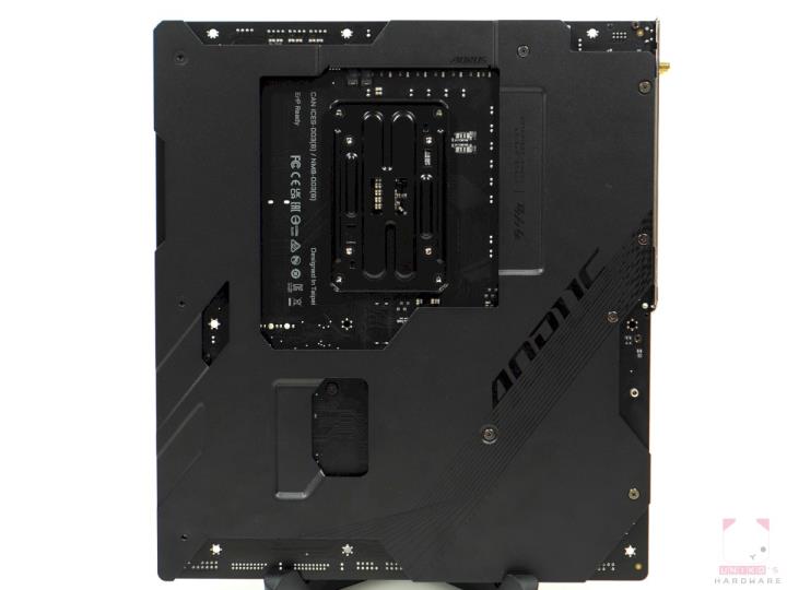 X670E AORUS MASTER 主机板开箱评测