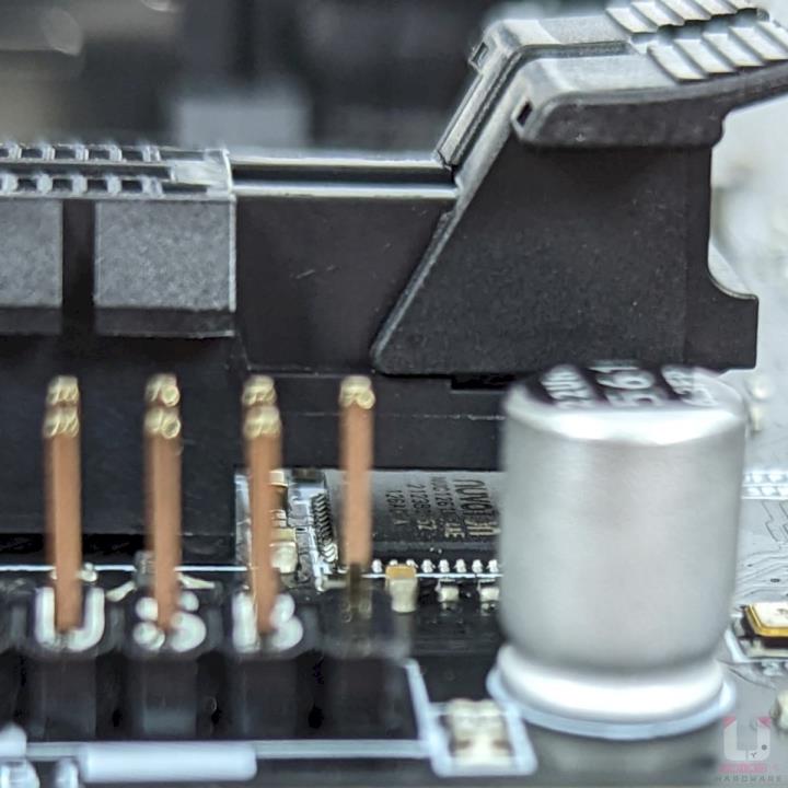 MSI MAG B650M MORTAR WIFI 主机板开箱评测