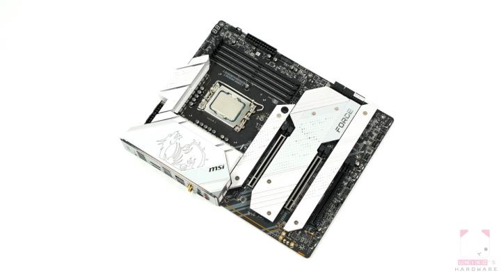 MSI MPG Z690 FORCE WIFI 主机板开箱评测