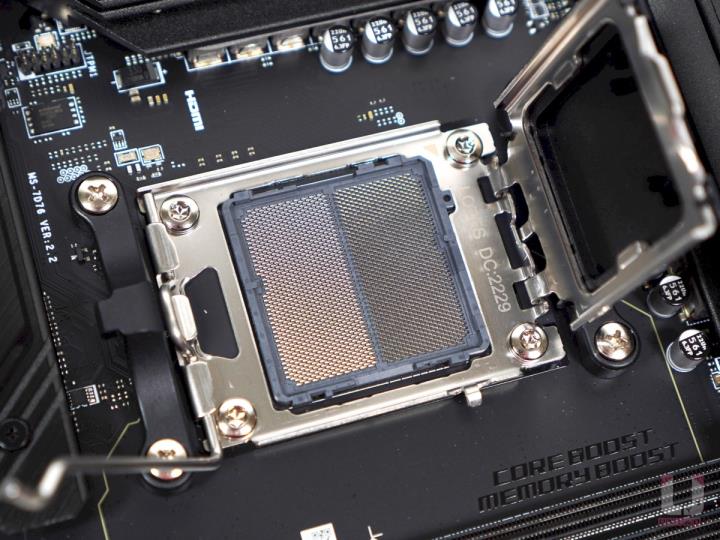MSI MAG B650M MORTAR WIFI 主机板开箱评测