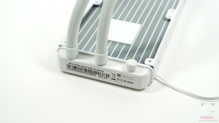 纯白体验! MSI MAG CORELIQUID 240R V2 White 一体式水冷散热器评测开箱