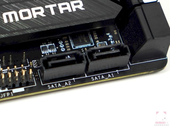 MSI MAG B650M MORTAR WIFI 主机板开箱评测